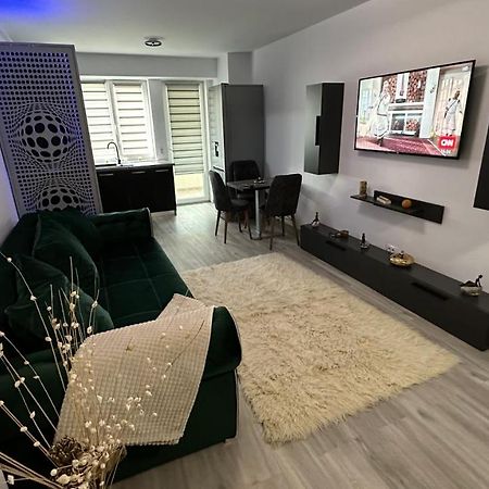 Apartament Lux Bacovia 2 Leilighet Bacău Eksteriør bilde