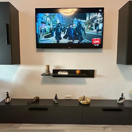 Apartament Lux Bacovia 2 Leilighet Bacău Eksteriør bilde