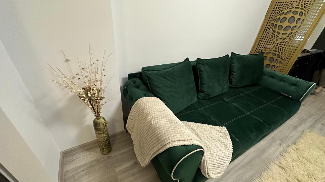 Apartament Lux Bacovia 2 Leilighet Bacău Eksteriør bilde