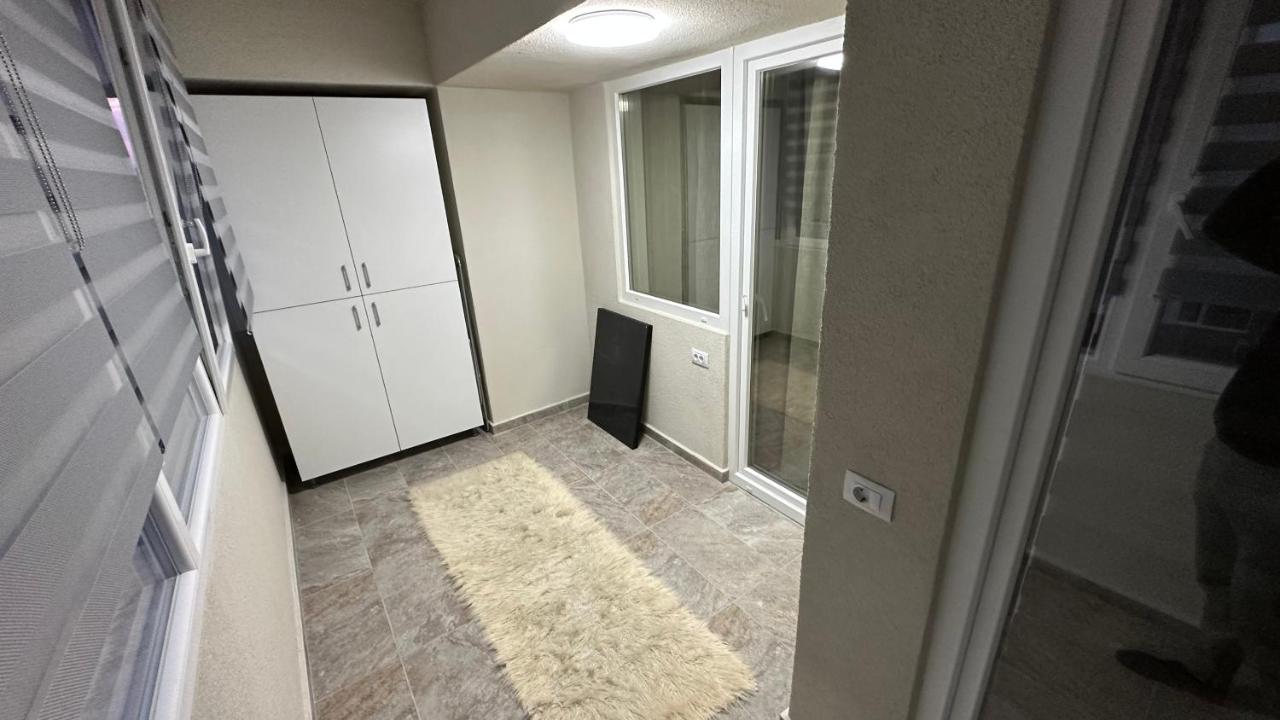 Apartament Lux Bacovia 2 Leilighet Bacău Eksteriør bilde