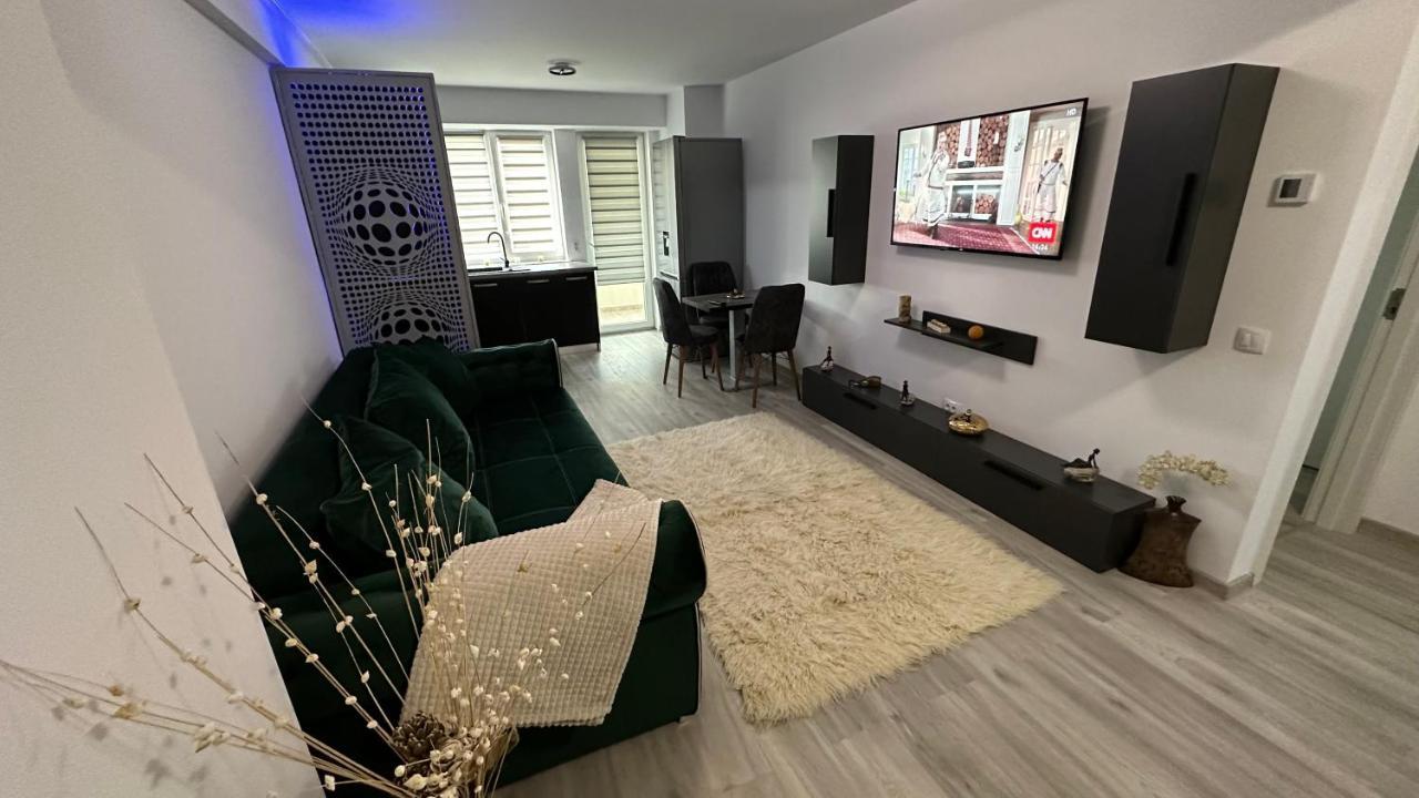 Apartament Lux Bacovia 2 Leilighet Bacău Eksteriør bilde